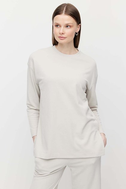 Women's Crew Neck Textured Slit Blouse
