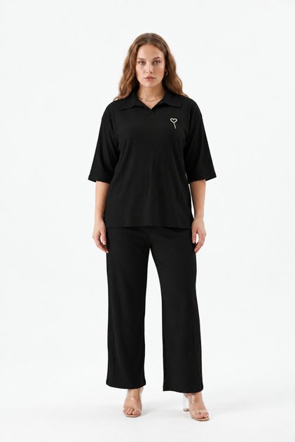 Bürümcük Fabric Brooch Detail Three Quarter Sleeve Top and Bottom Pants Set