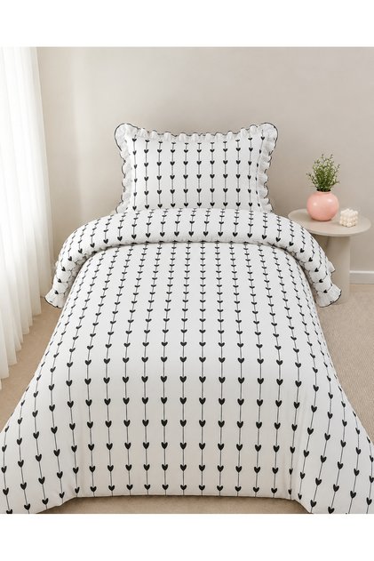 Single Bedding Set 100% Cotton Heart and Bow Ornament Overlocked Ruffle