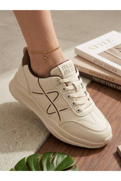 Women's winter sneaker waterproof non-slip orthopedic lightweight sole imported production in european standards