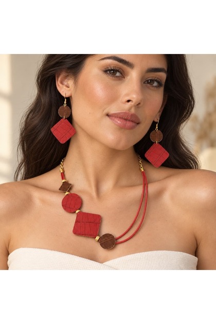 Rossa Handmade Leather Necklace and Earring Set