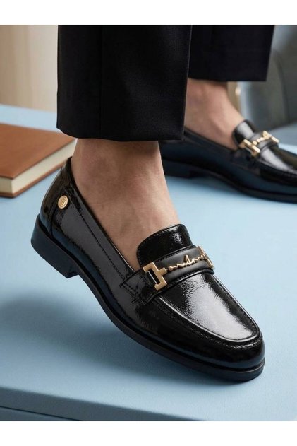 Women's Vegan Leather Casual Loafer Shoes Stylish Buckle Detail Orthopedic Comfortable