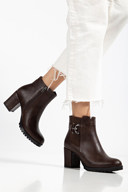 Women's Elastic & Buckle Brown Boots & Booties 7 cm Heel Oval Toe