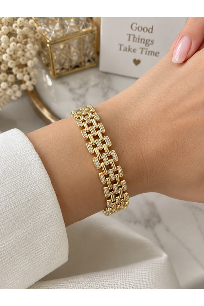 Xuping Gold Color Stone-Embellished Wide Chain Women's Bracelet – Stylish Design with Xp Stamp