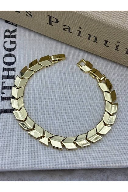 Gold Color V-Cut Row Plate Basic Bracelet Cm146