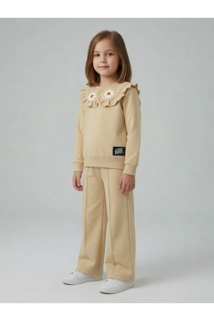 Yaka Daisy Detail Girls' Suit