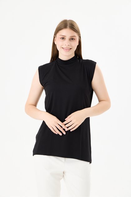 Women's Black Half Turtleneck Zero Sleeve Short Undergarment
