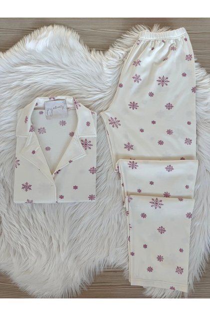 Snowflake Patterned Soft Feel Long Sleeve Knitted Pajama Set