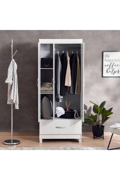 Clean 3 Door Wardrobe With 1 Drawers