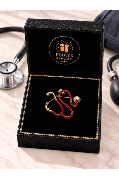 Kırmızı Stetoskop Broş – Doktor, Hemşire ve Sağlık Çalışanına Özel Kutulu Hediye