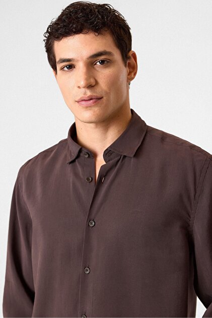 Comfort Fit Brown Long Sleeve Shirt