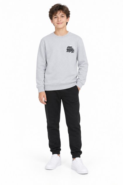 18209-26 Boy's Printed Sweatshirt – 2 Thread Count Without Thread Tipping, Crew Neck Long Sleeve, Ages 12–15