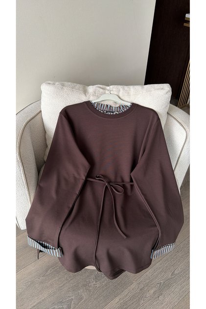 Yaka ve Kolları Çizgi Garnili Bağlamalı Sweatshirt
