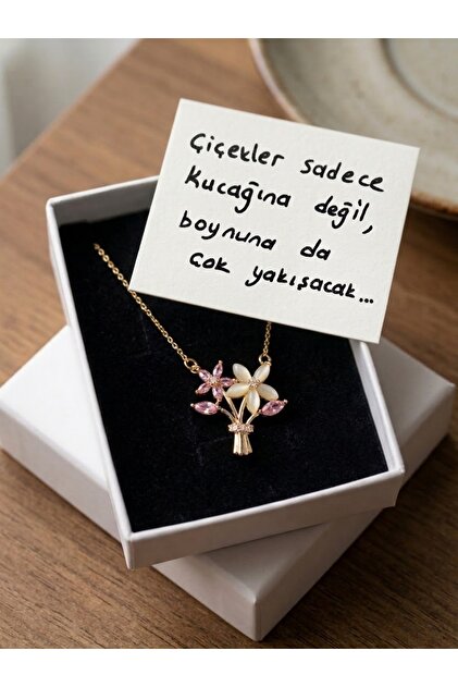 Çiçekli çelik kolye sevgiliye hediye