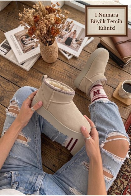 Gemütliche Damen-Kurzstiefel aus Schafsfell-Wildleder – Mini-Schneestiefel mit dicker Sohle