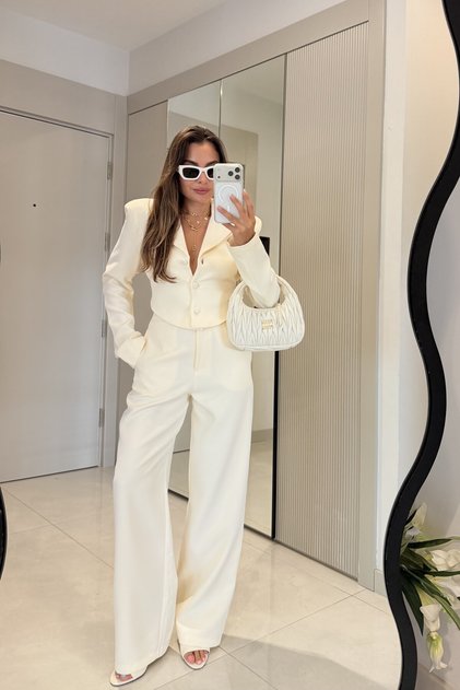 Alessia Ekru Sırt Dekolteli Premium Takım