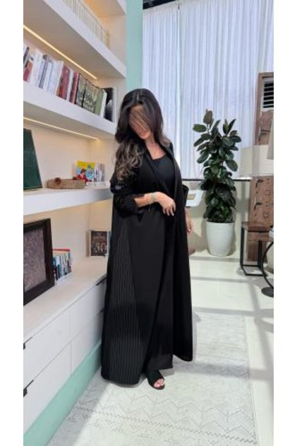 Ariam Abaya with Linen Fabric and Crepe Detailing