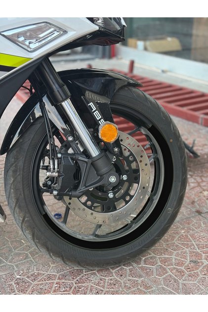 4-Piece Half Rim Strip Sticker Set Compatible with 17 Inch Wheels (Sufficient for 1 Motor)