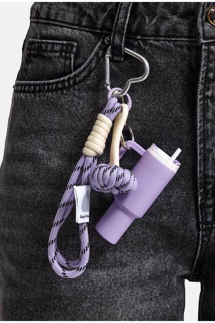 Termos de culoare violet, design cu mai multe obiecte, accesoriu tip charm pentru telefon și geantă