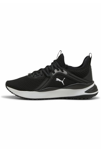 SOFTRIDE Karma Sneakers