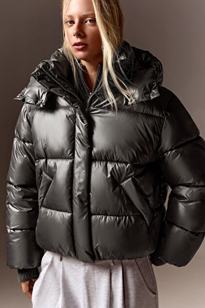 Oversize kapüşonlu şişme ceket