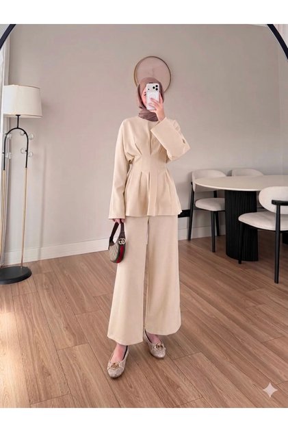 Women's Hijab Set / Top and Bottom / Two-Piece Pants Set Cream