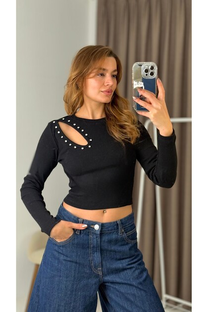 Black Camisole Fabric Long Sleeve Slim Fit Blouse with Stone Window Detail on the Shoulder