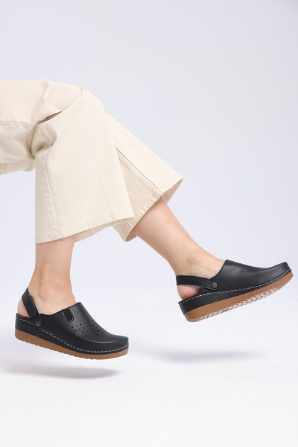 Women's Anatomical Closed-Front Comfort Casual Women's Nurse Daily Home Sabo Sandals Slippers