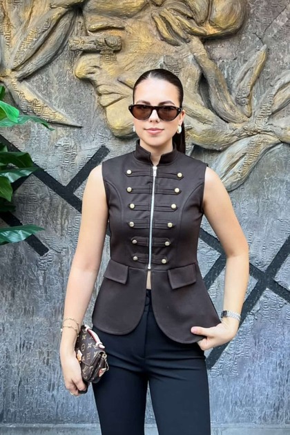 Hakim Collar Gold Button Detailed Zippered Vest Sun500