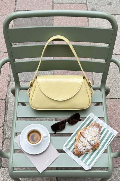 Yellow Crinkled Patent Leather D54 Snap Closure Single Compartment Adjustable Strap Baguette Women's Hand and Shoulder Bag