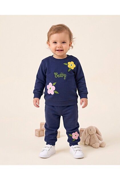 Baby Girl Winter 3 Thread Threaded Floral Embroidered 6-9-12-18-24 Months 2-Piece Top and Bottom Set