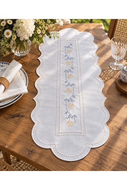 35x80 cm İsviçre Keteni Kanaviçe Nakışlı Runner Konsol Örtüsü – Çiçek Motifli