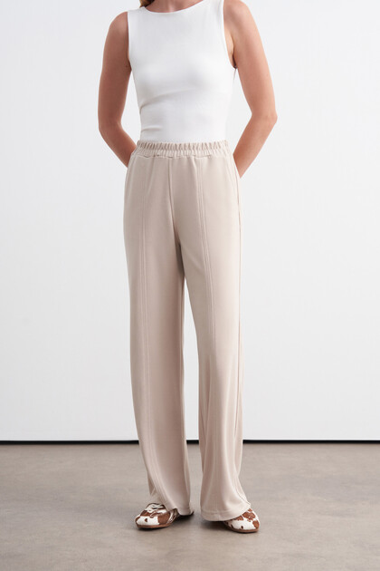 Draped Loose Trousers