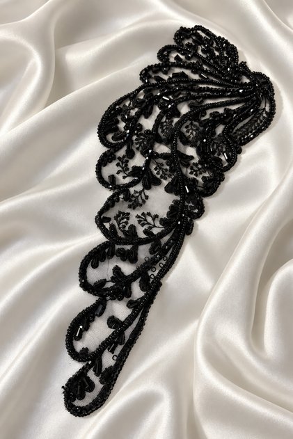 taşlı boncuklu tül aplike motif