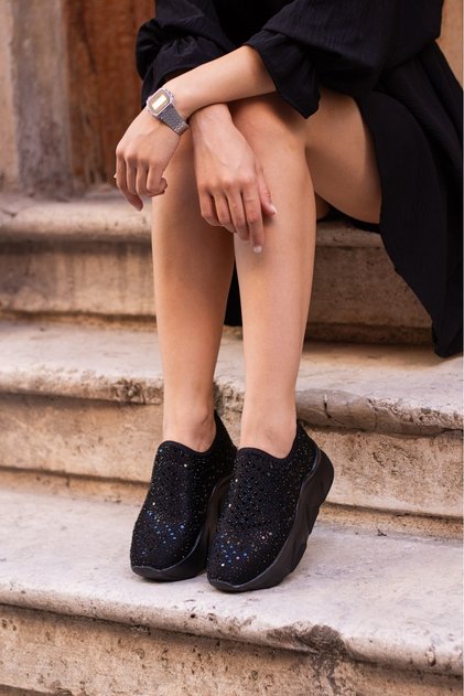 Ln 66-01 Stone Detailed High Sole Sports Shoes