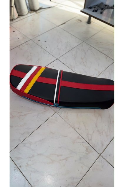 CG Motosiklet Kesik Renkli Koltuk
