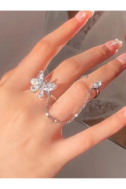 Silver Butterfly Chain Ring