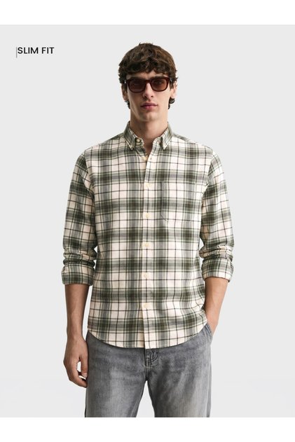 Men Slim Fit Checked Button-Down Collar Casual Shirt