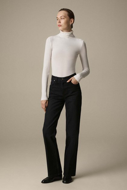 V501 Straight fit jean