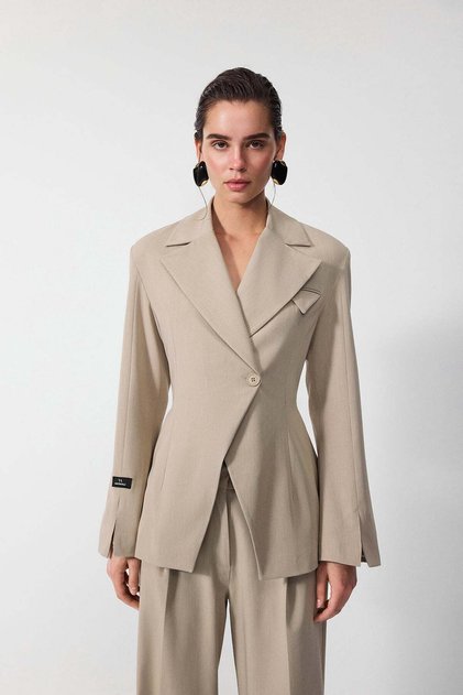 Kruvaze vücuda oturan blazer - Premium Collection