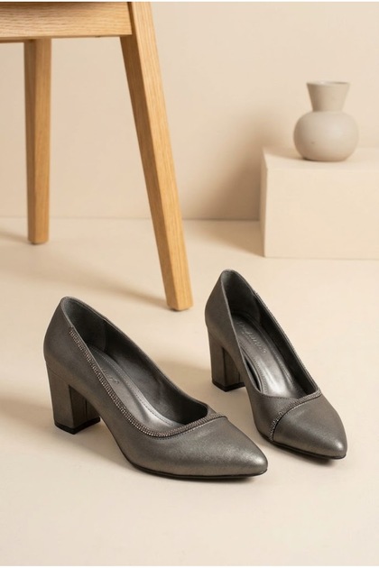 Stone Striped Heeled Shoes