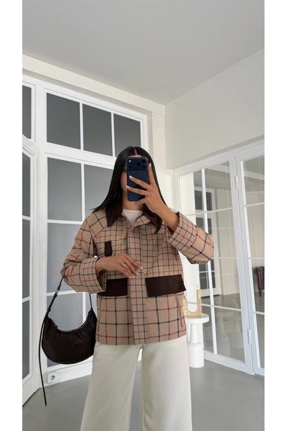 Multicolored Velvet Collar Plaid Pattern Jacket - 3880