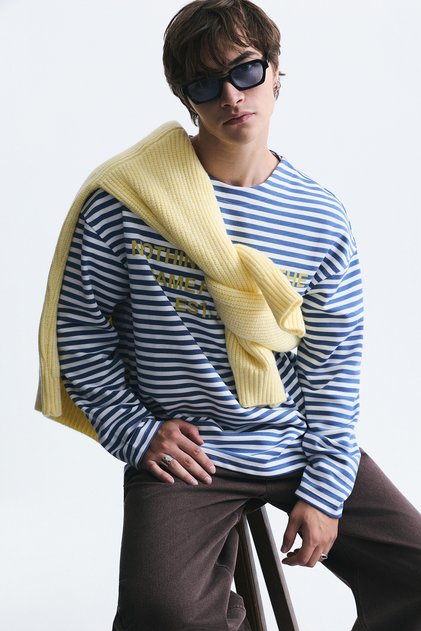 Oversize Striped Sweatshirt