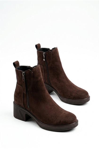 Women's Brown Suede Boots with Zipper and Metal Detail on the Heel Un001-0805