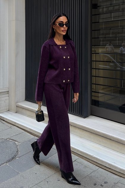 Women's Plum Stylish Buttoned Soft Textured Knitwear Set