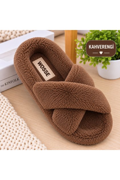 KADIN ÇAPRAZ TÜYLÜ PELUŞLU EV TERLİĞİ