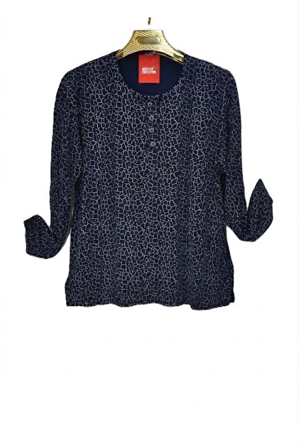 Plus Size Women's Combed Cotton Blouse