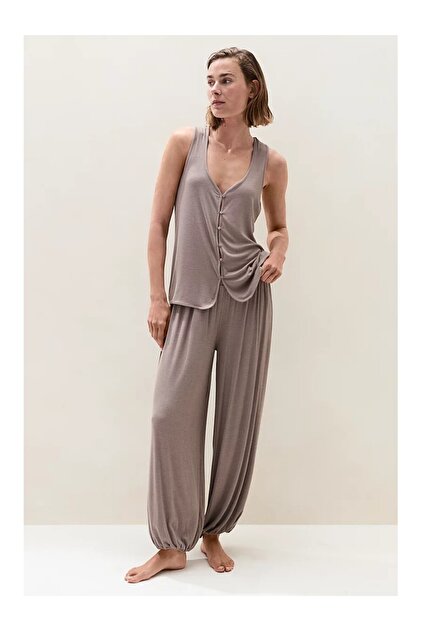 Corduroy Shalwar Cut Women's Pajama Set