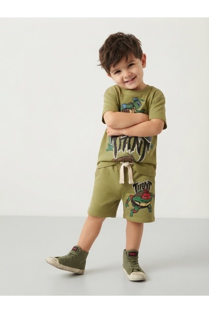 Boys' T-Shirt and Shorts Set (Ninja Turtles Design)