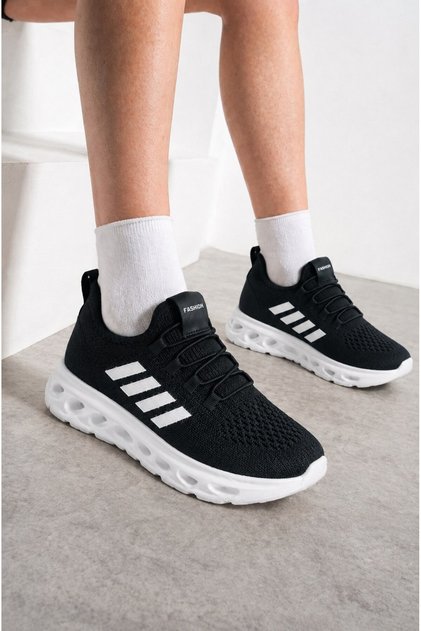 Unisex Sports Shoes Black and White Striped Laceless Air-Permeable Ultra Comfortable Light Sole Sneaker 125